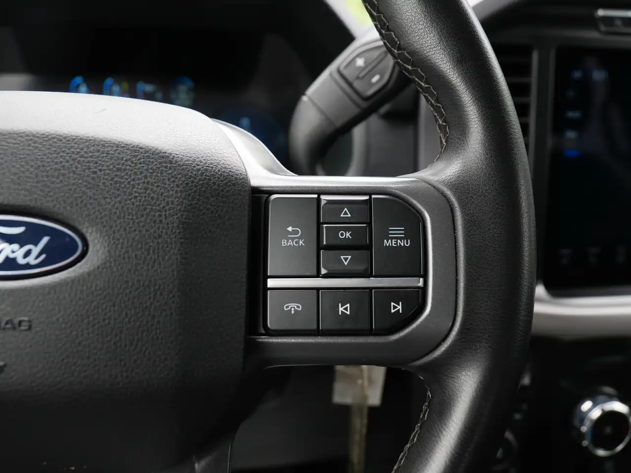 Ford F-150 - Image 28