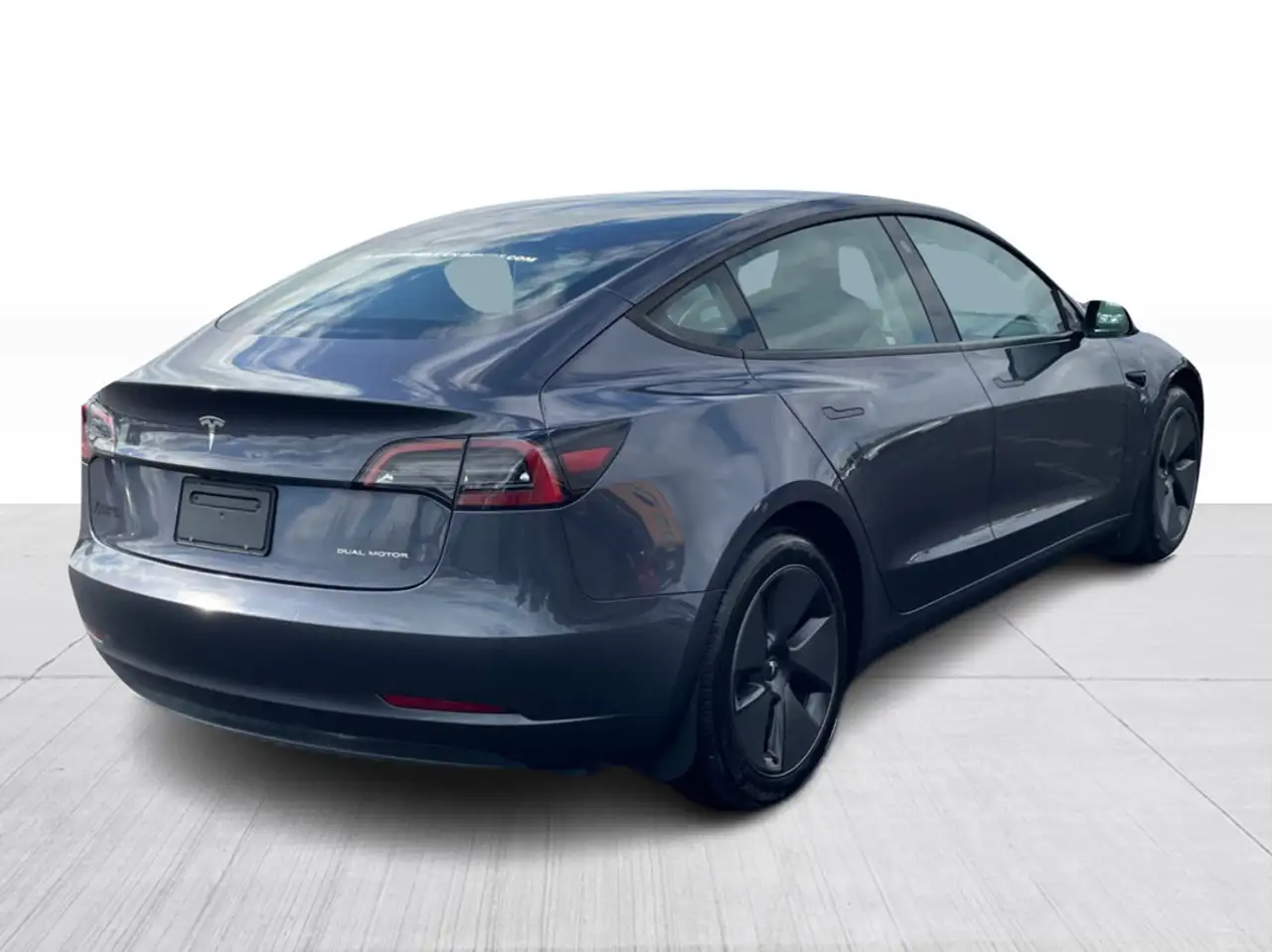 Tesla Model 3 - Image 17