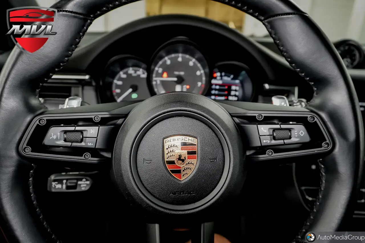Porsche Macan - Image 20