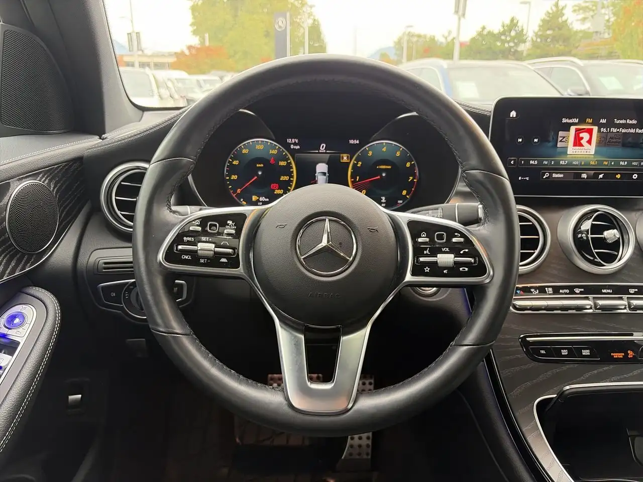 Mercedes-Benz GLC - Image 22
