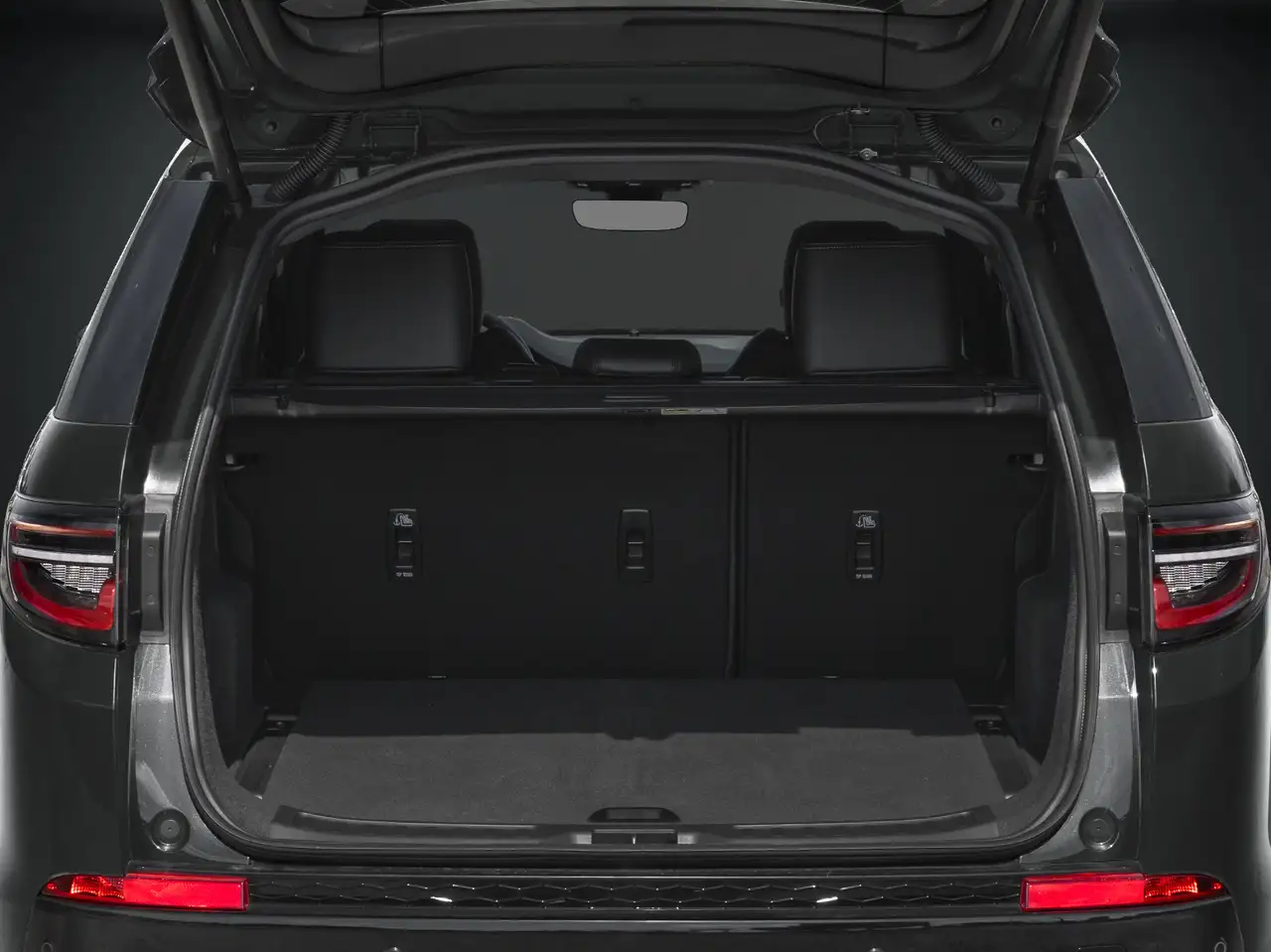 Land Rover Discovery Sport - Image 7