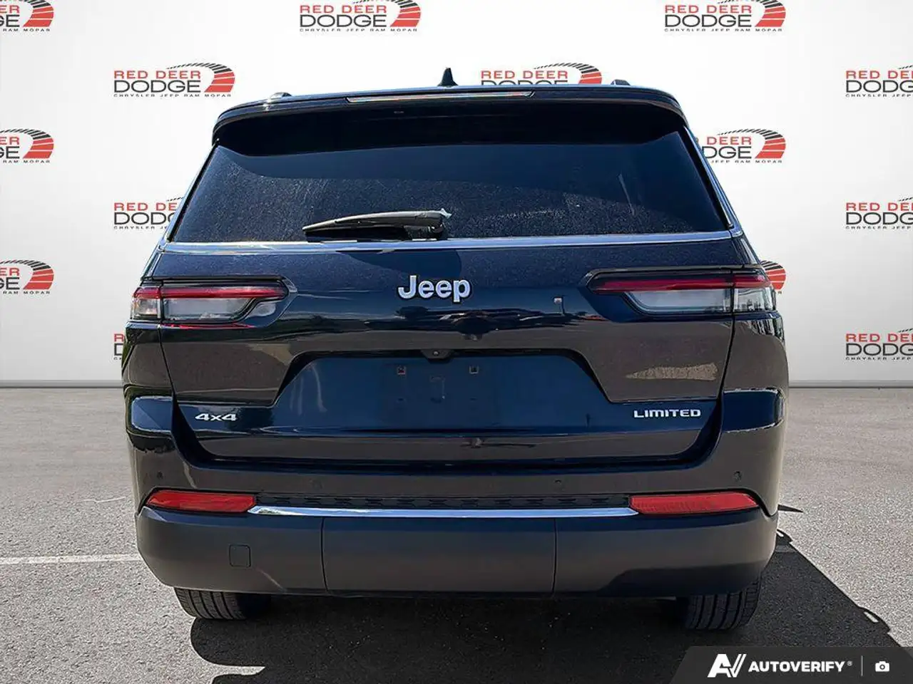 Jeep Grand Cherokee - Image 4