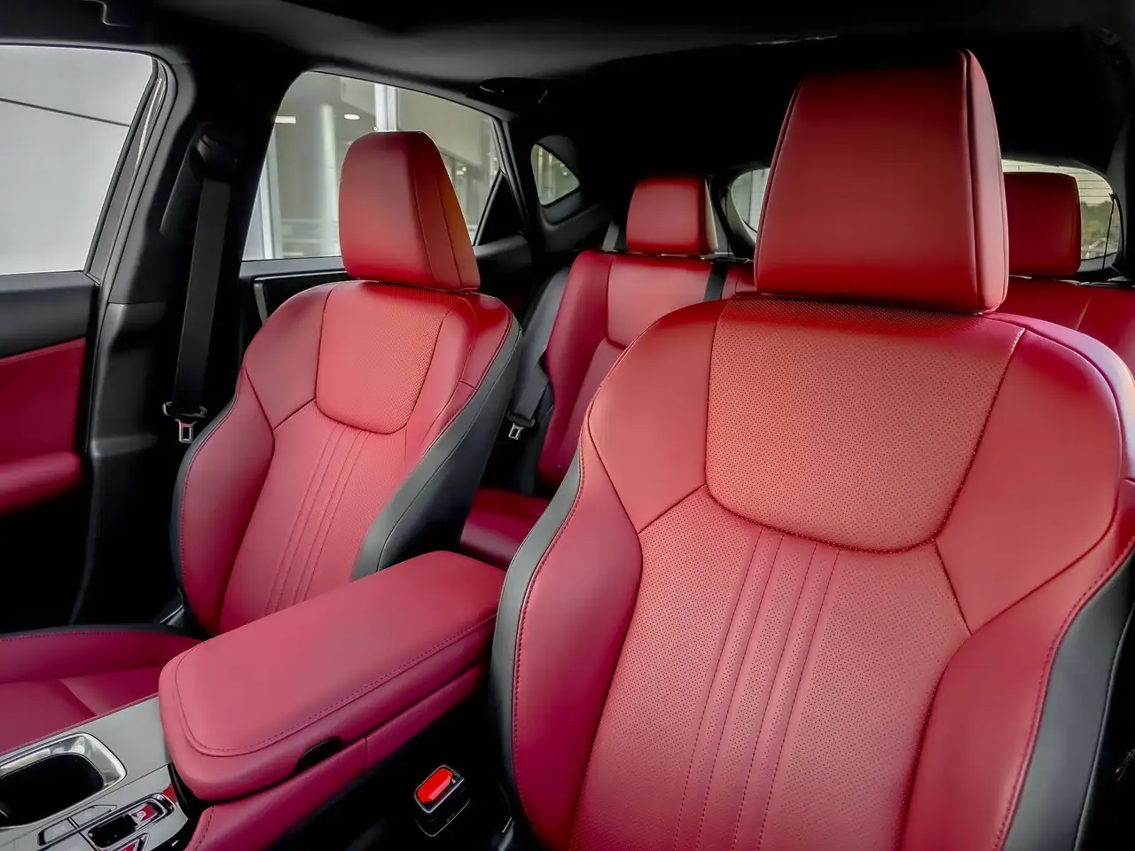 Lexus NX - Image 12