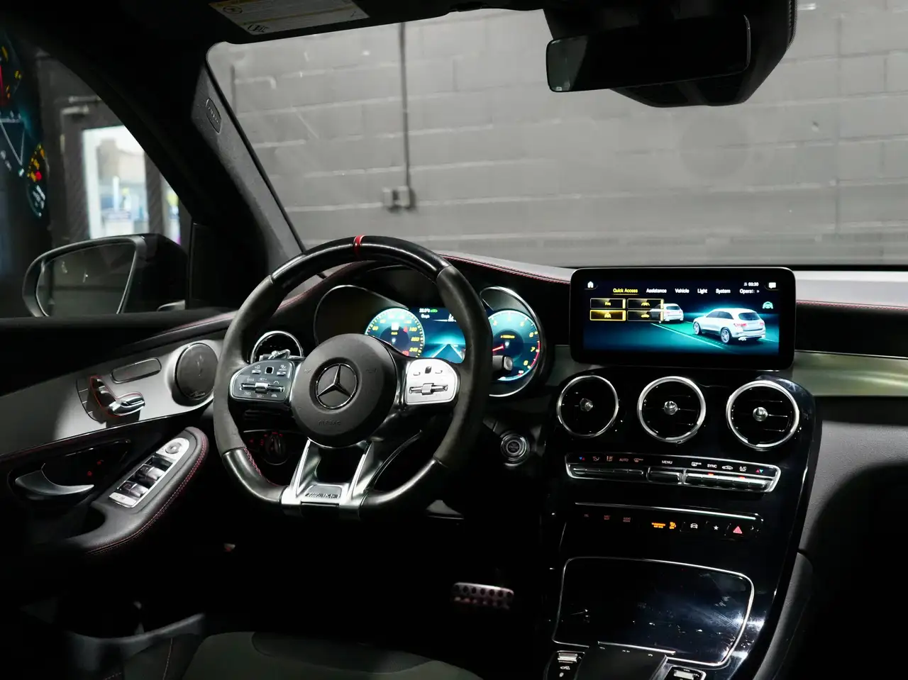 Mercedes-Benz GLC - Image 32