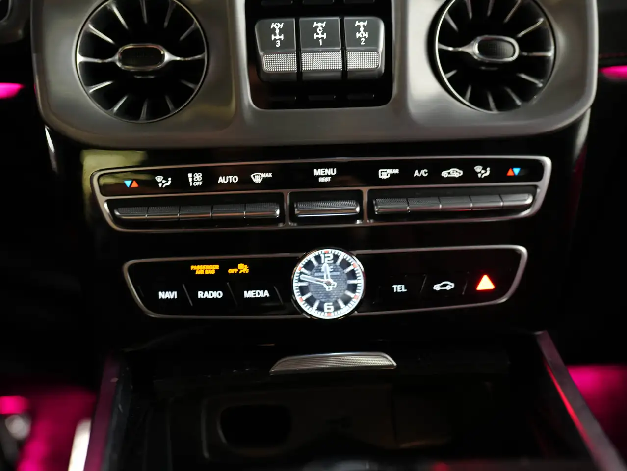 Mercedes-Benz G-Class - Image 22