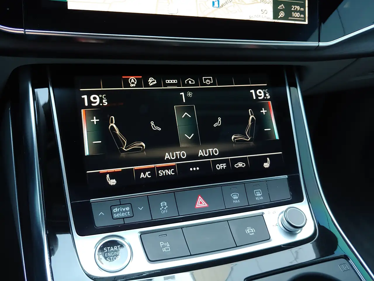 Audi Q7 - Image 34