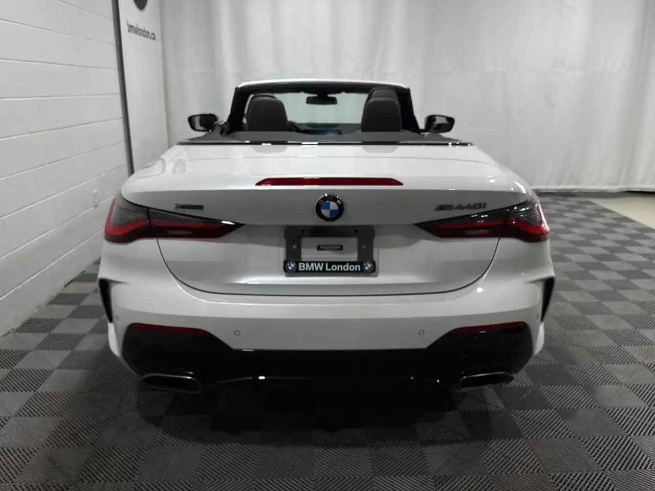 BMW 4 Series - Image 22