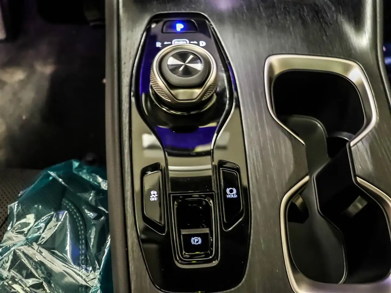Lexus RZ - Image 20