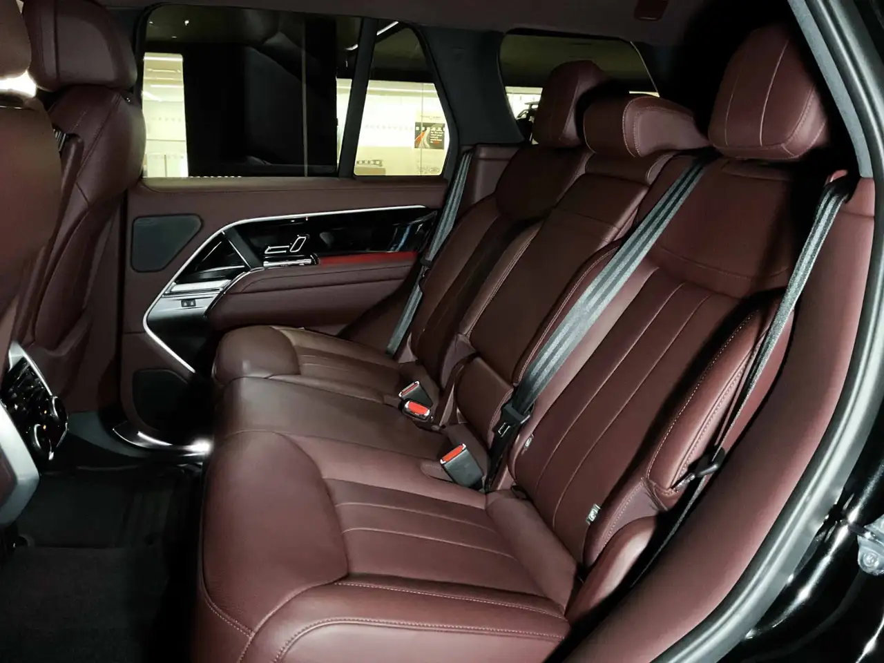 Land Rover Range Rover - Image 22