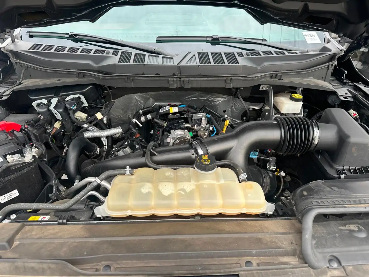 Ford F-150 - Image 29