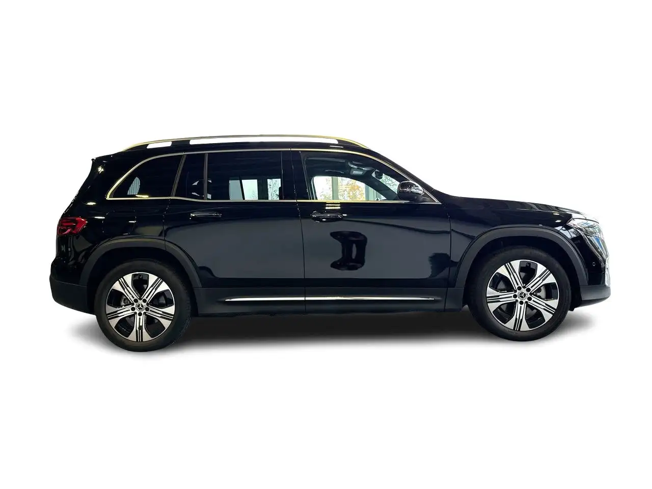 Mercedes-Benz EQB - Image 10