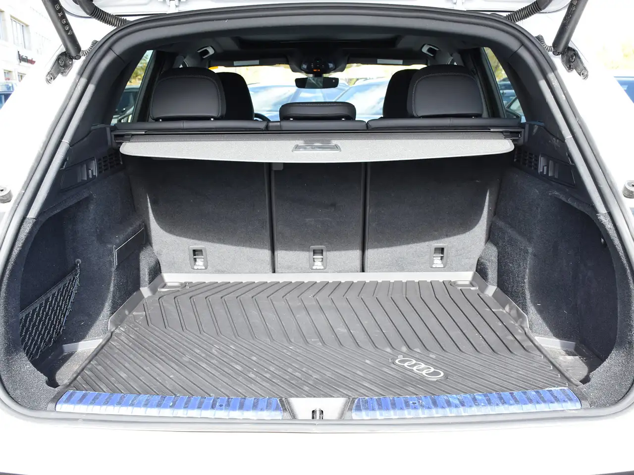 Audi Q5 - Image 8