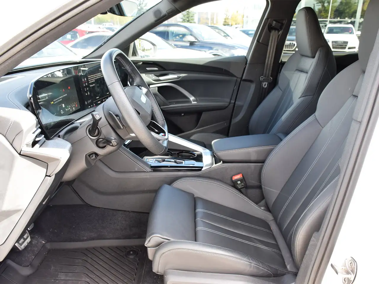 Audi Q5 - Image 11