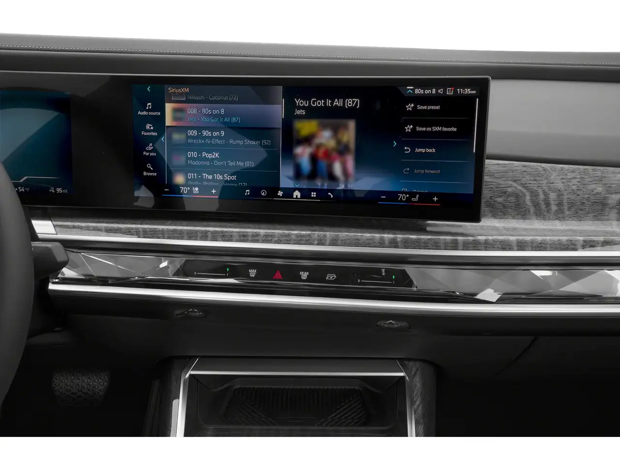 BMW i7 - Image 6