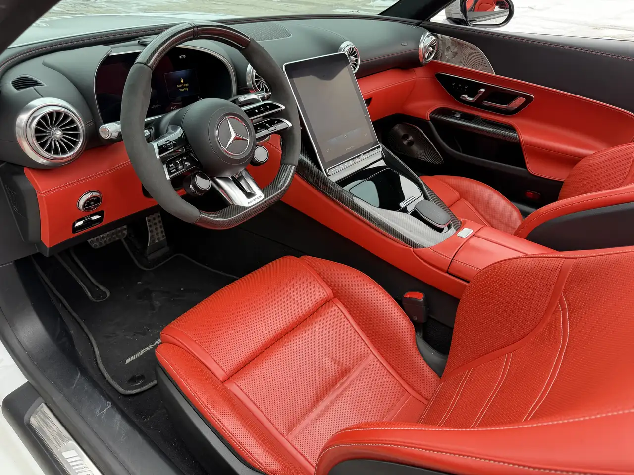 Mercedes-Benz SL - Image 18