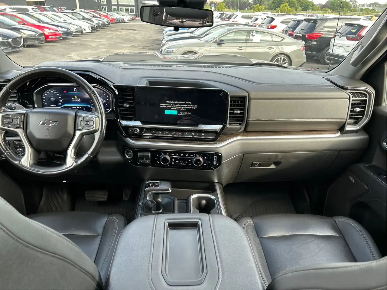 Chevrolet Silverado 1500 - Image 3