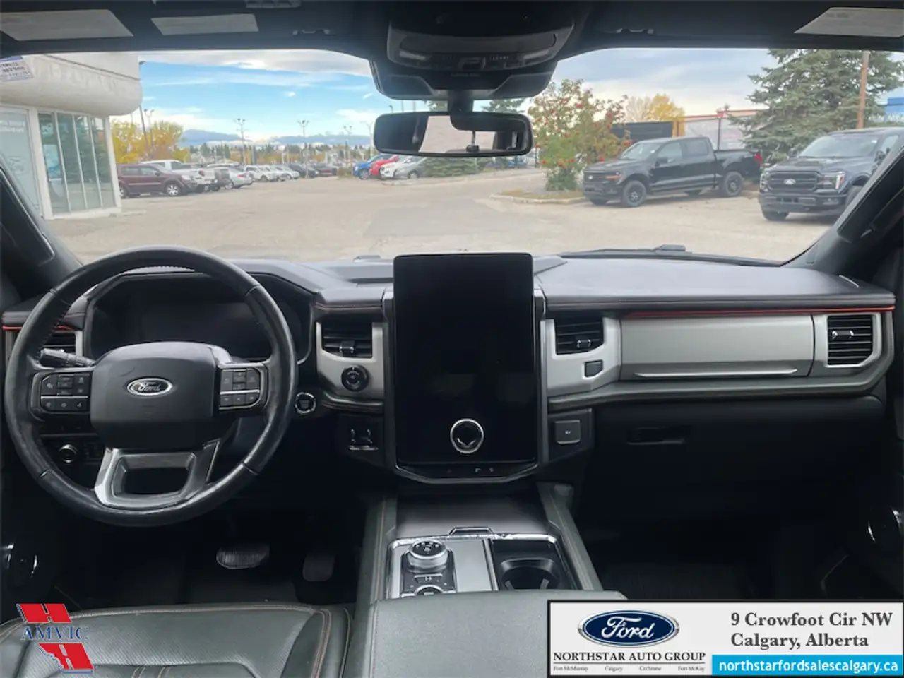 Ford Expedition - Image 9