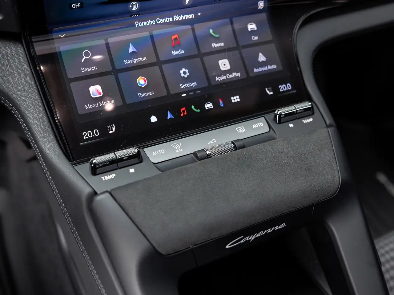 Porsche Cayenne - Image 17