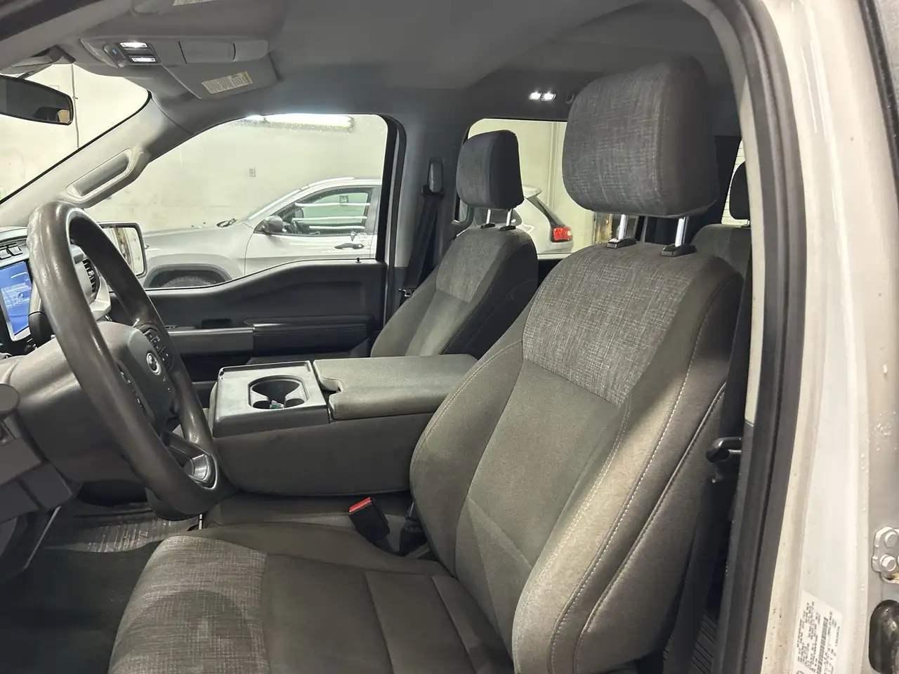 Ford F-150 - Image 2