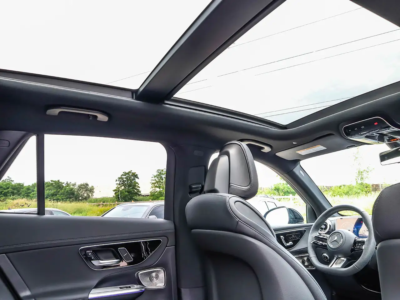 Mercedes-Benz GLC - Image 17