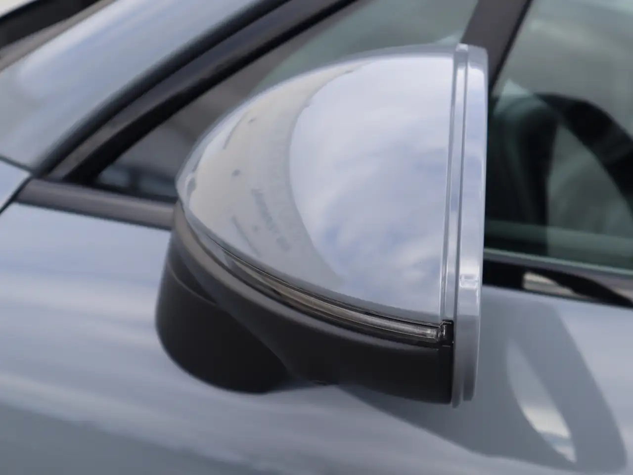 Porsche Cayenne - Image 21