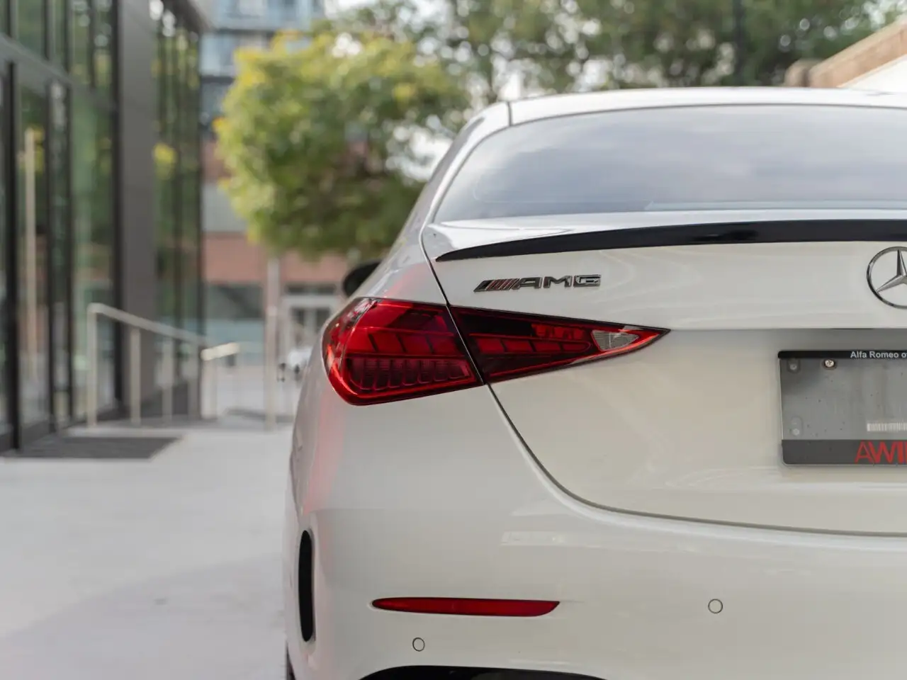 Mercedes-Benz C-Class - Image 13