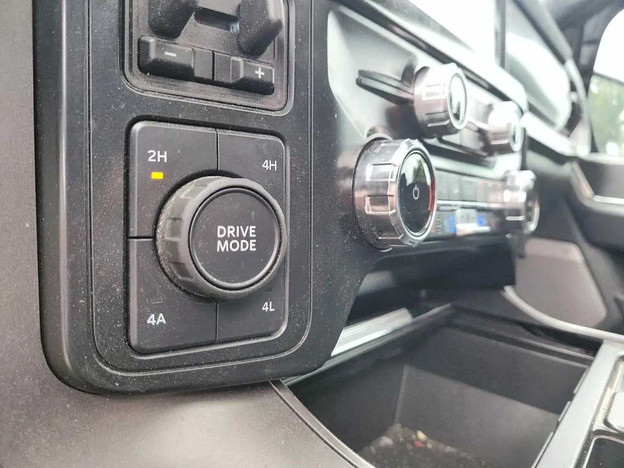 Ford F-150 - Image 15