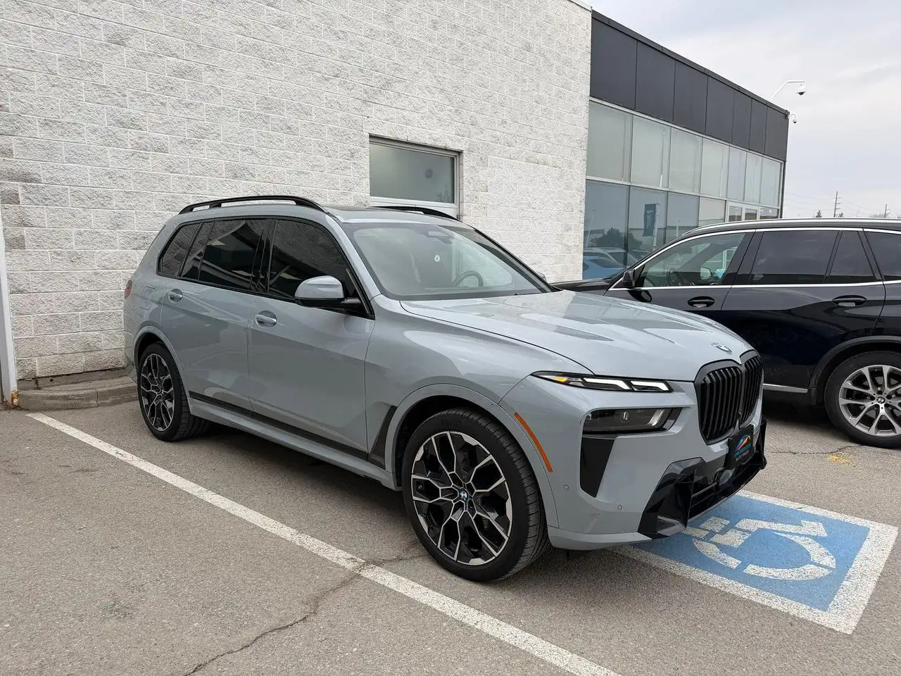 BMW X7 - Image 8
