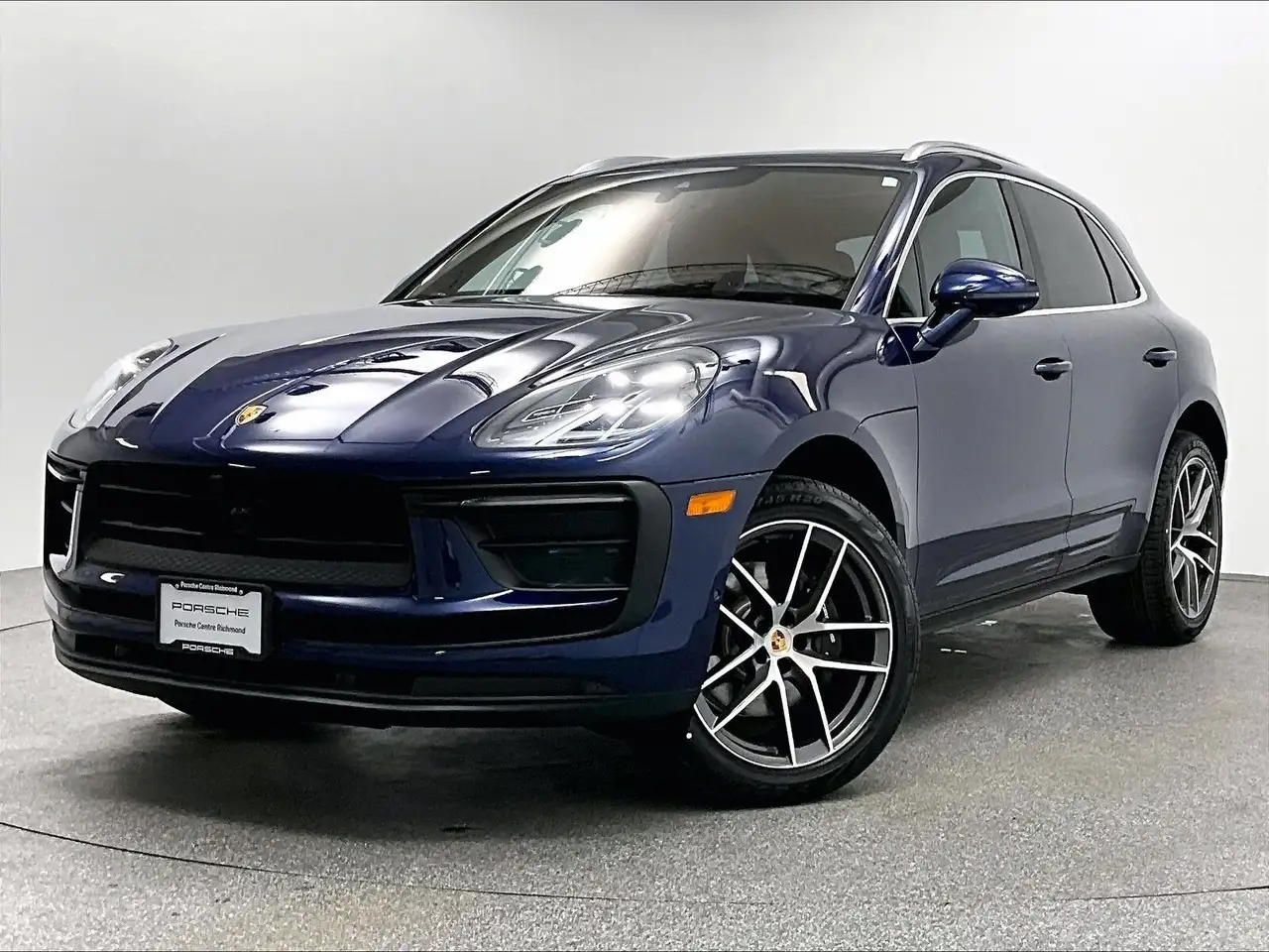 Porsche Macan - Image 38
