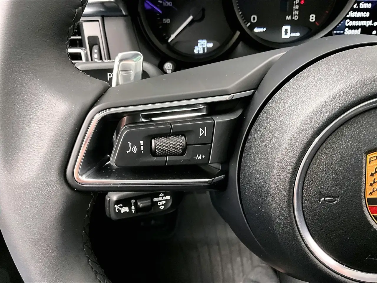 Porsche Macan - Image 19