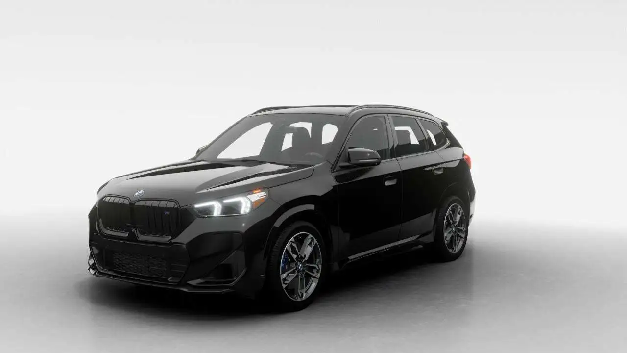 BMW X1 - Image 1