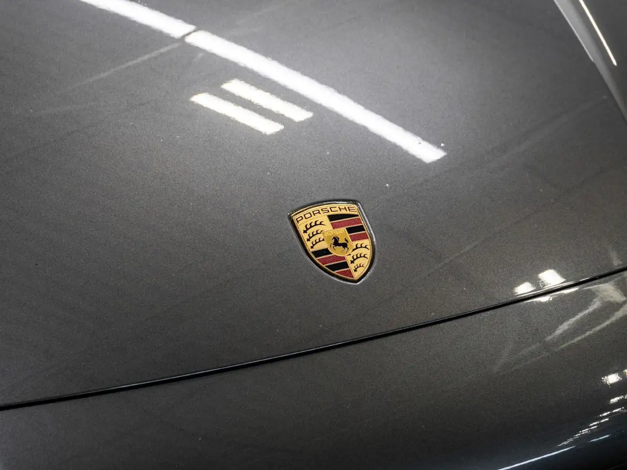 Porsche Cayenne - Image 10