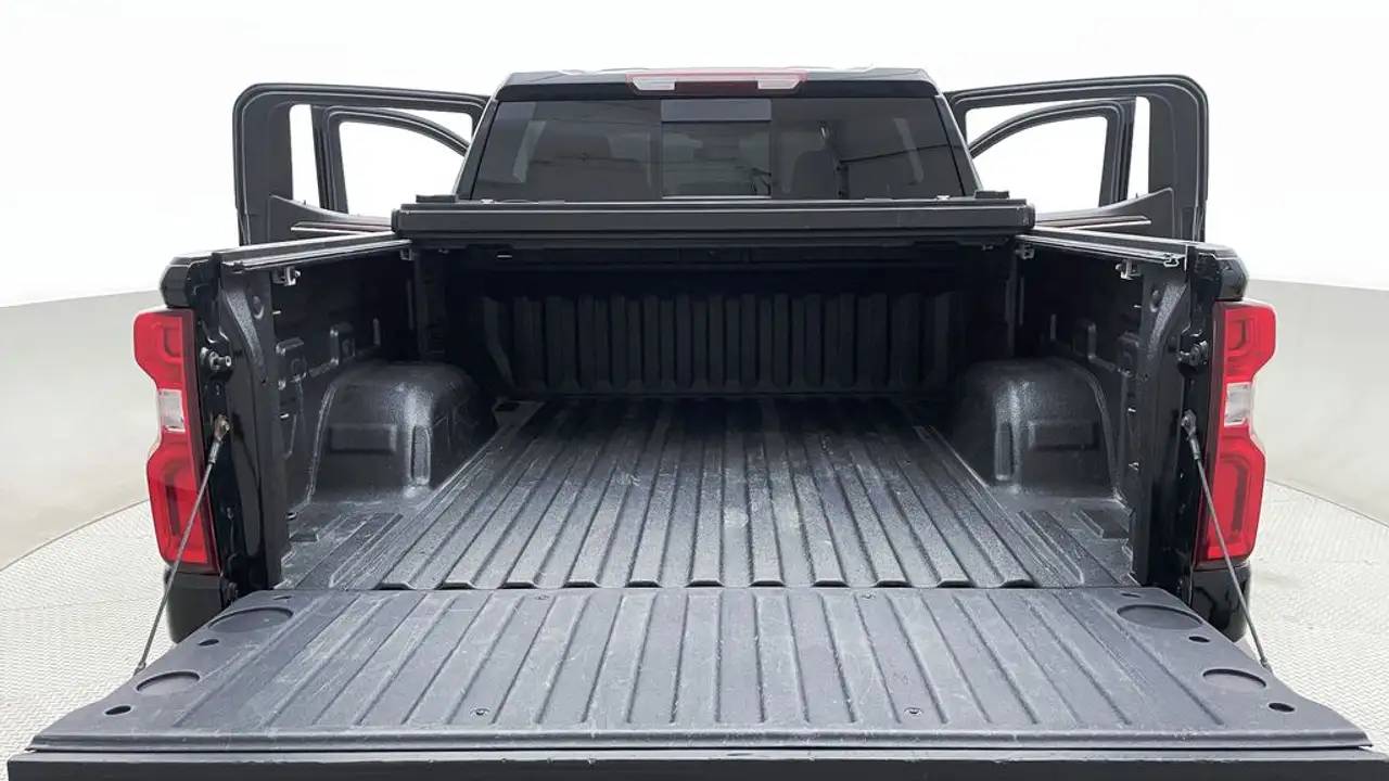 Chevrolet Silverado 1500 - Image 27