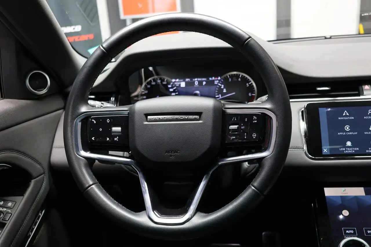Land Rover Range Rover Evoque - Image 10