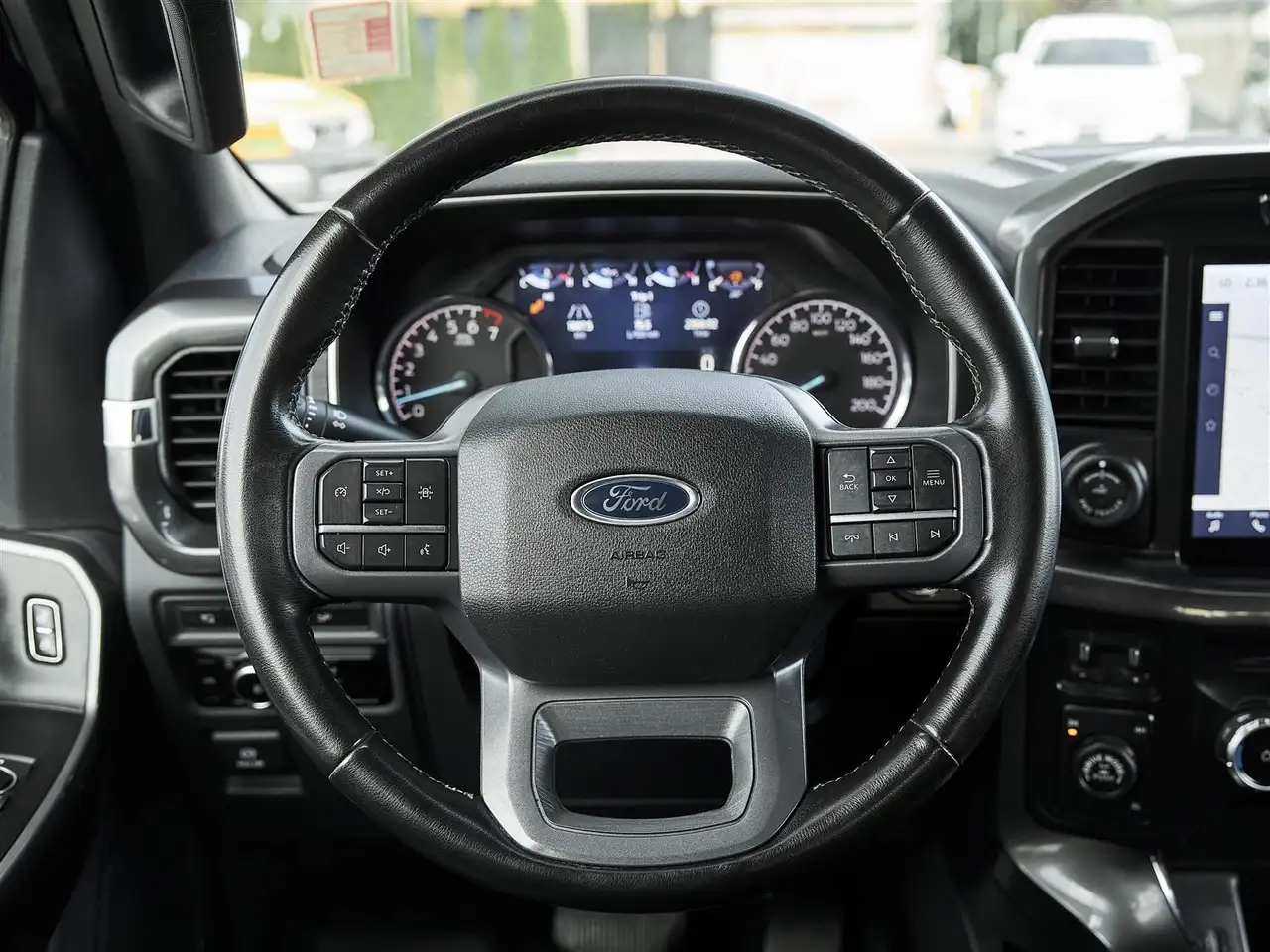 Ford F-150 - Image 22