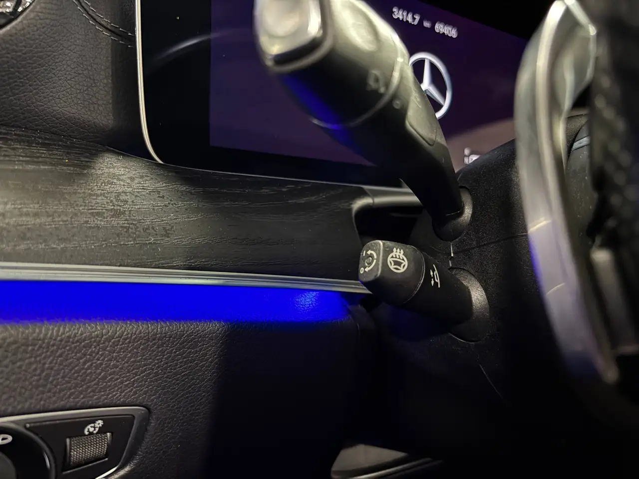 Mercedes-Benz E-Class - Image 14