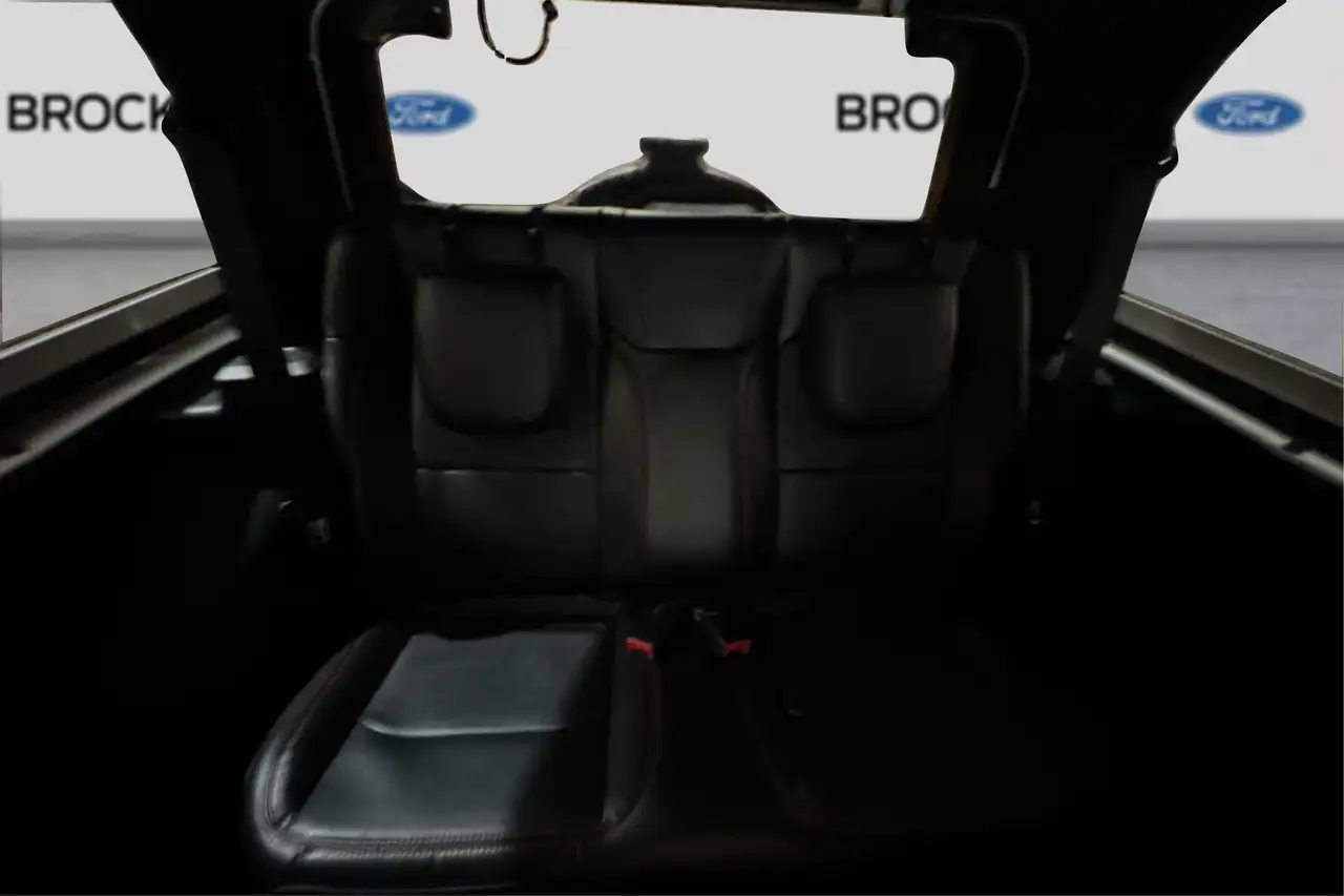 Jeep Wrangler - Image 13