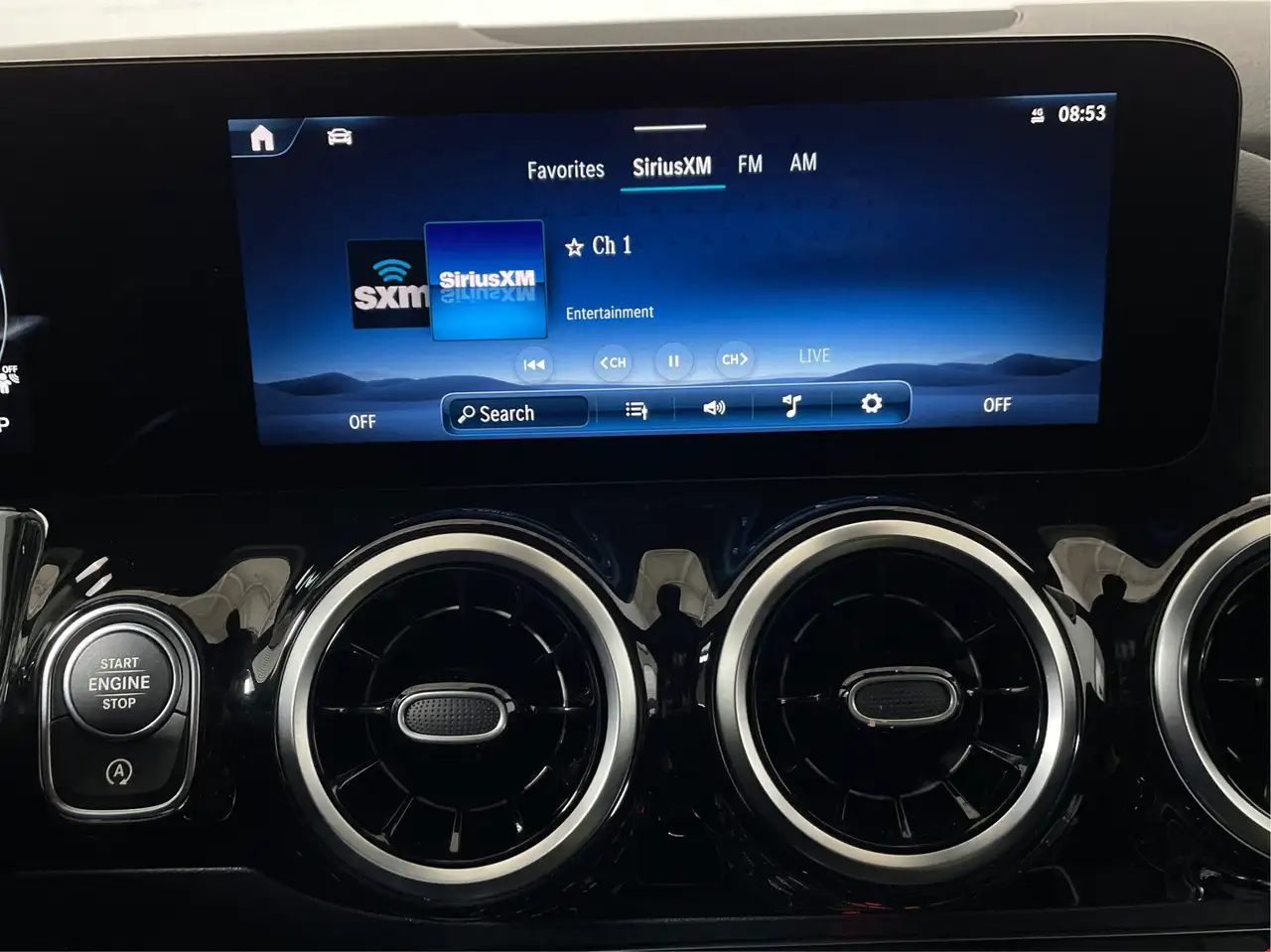 Mercedes-Benz GLA - Image 26