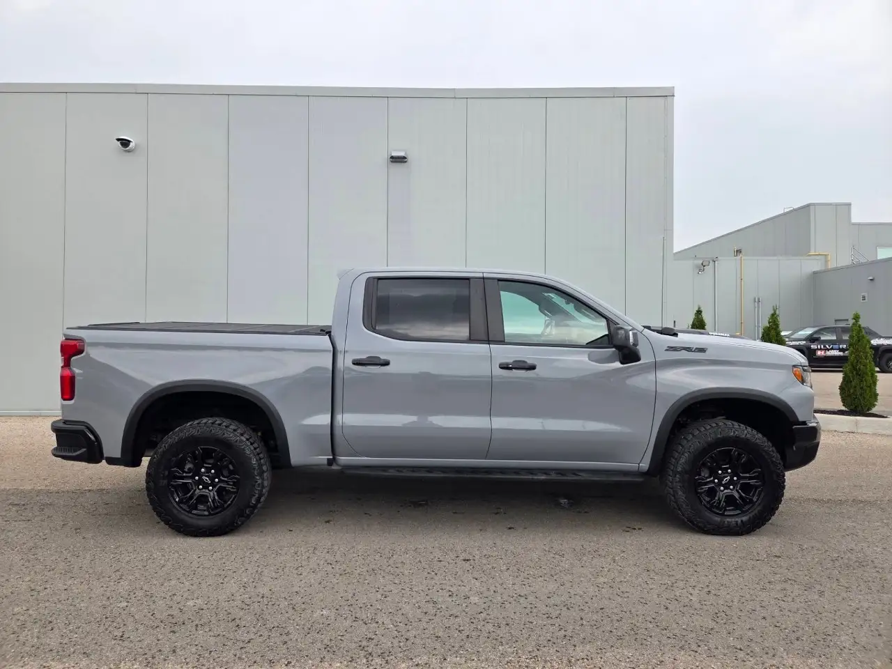 Chevrolet Silverado 1500 - Image 5