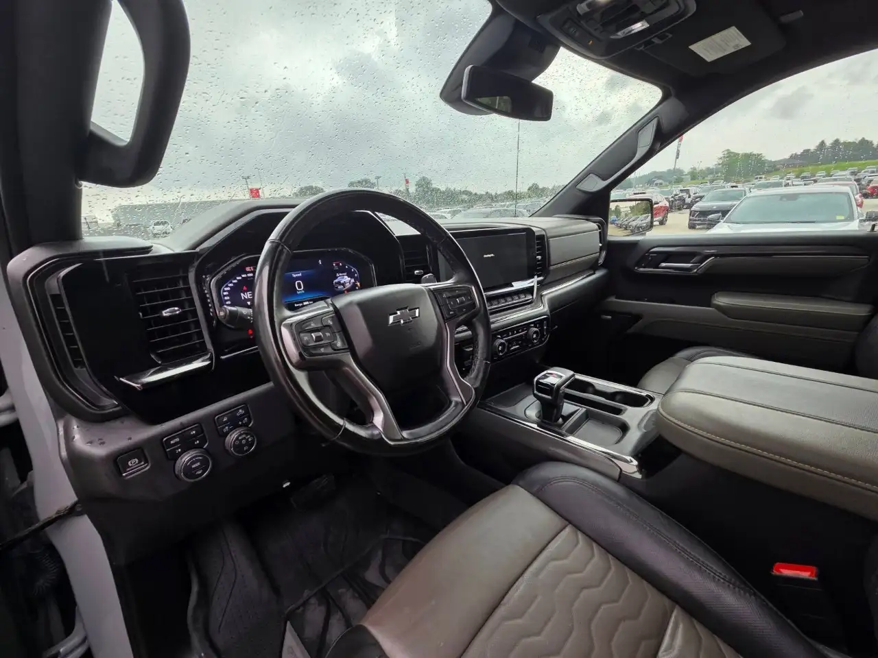 Chevrolet Silverado 1500 - Image 22