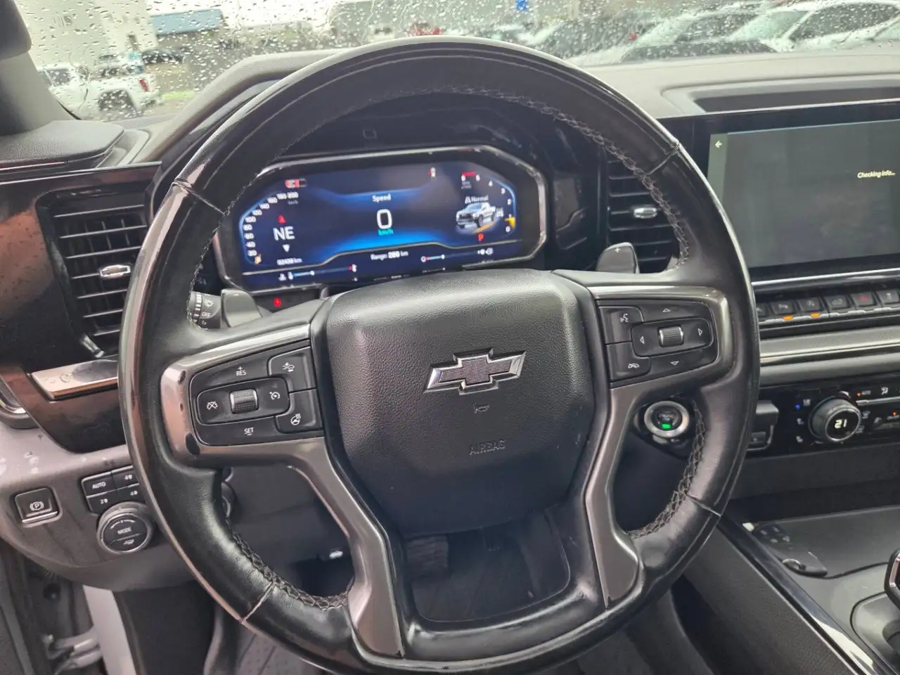 Chevrolet Silverado 1500 - Image 26