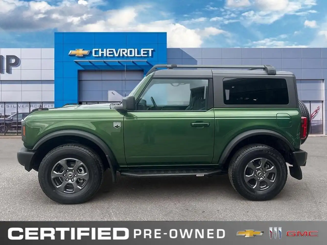 Ford Bronco - Image 4