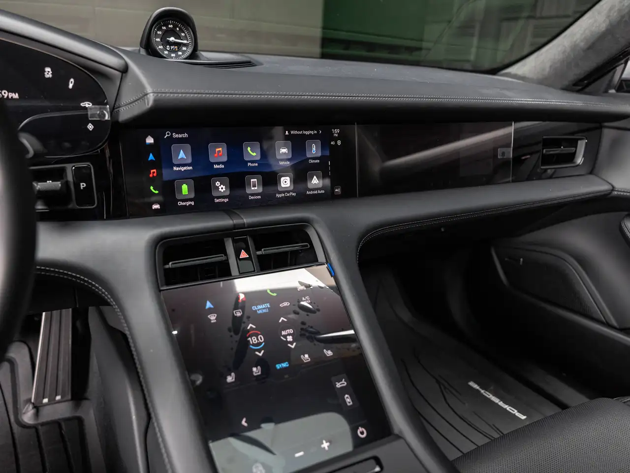 Porsche Taycan - Image 18