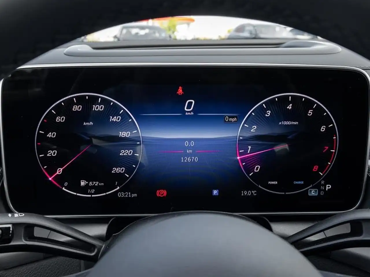 Mercedes-Benz GLC - Image 15