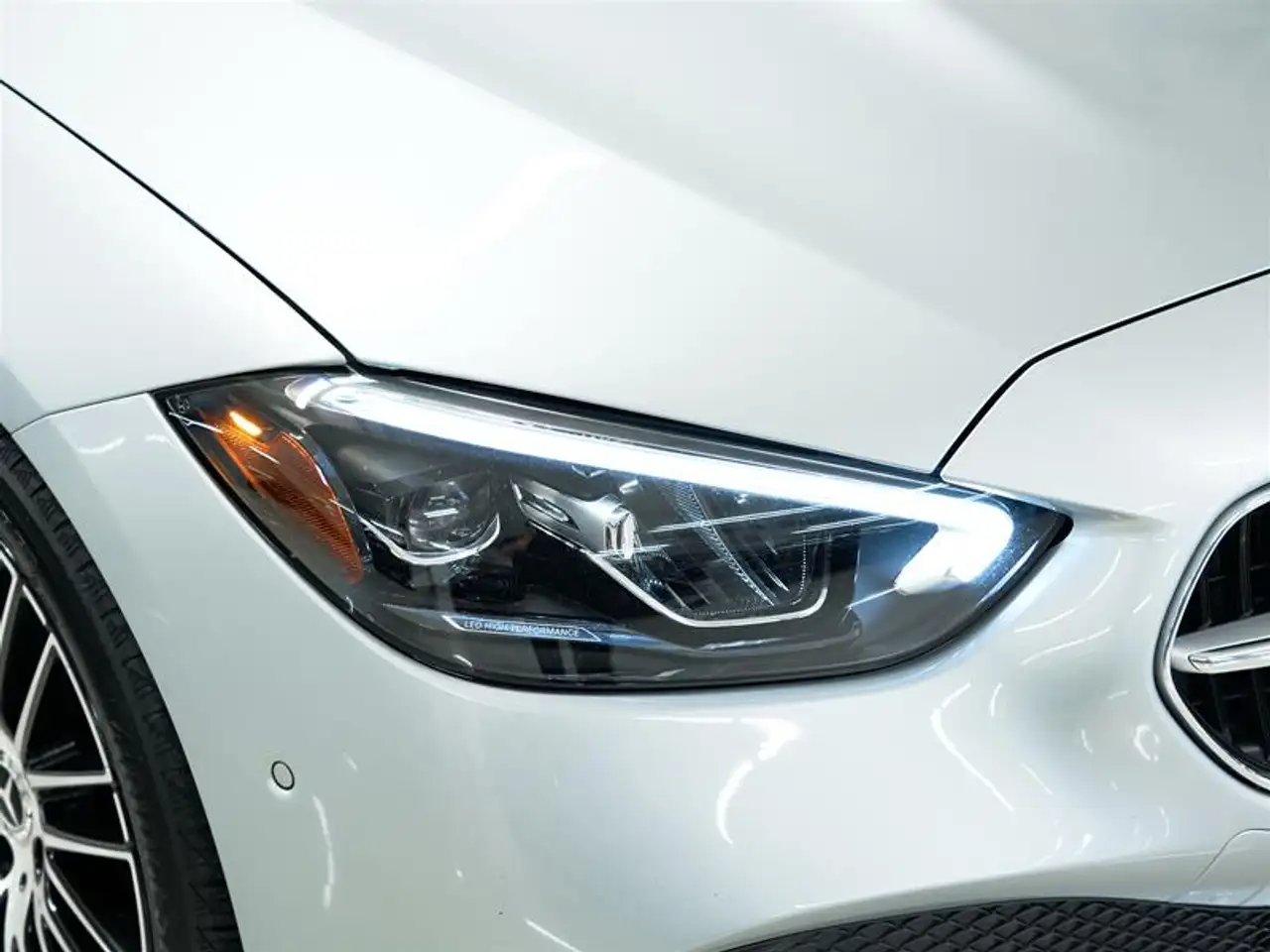 Mercedes-Benz C-Class - Image 12