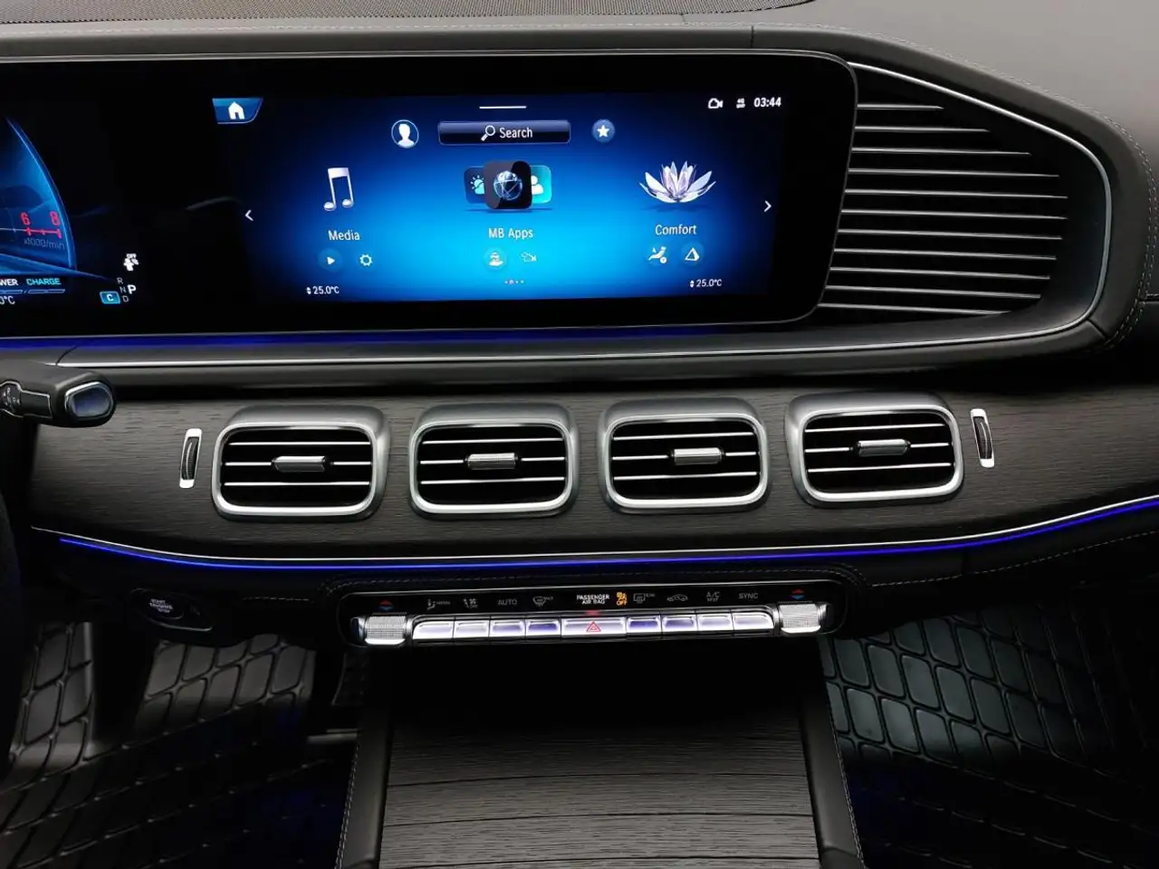 Mercedes-Benz GLE - Image 11