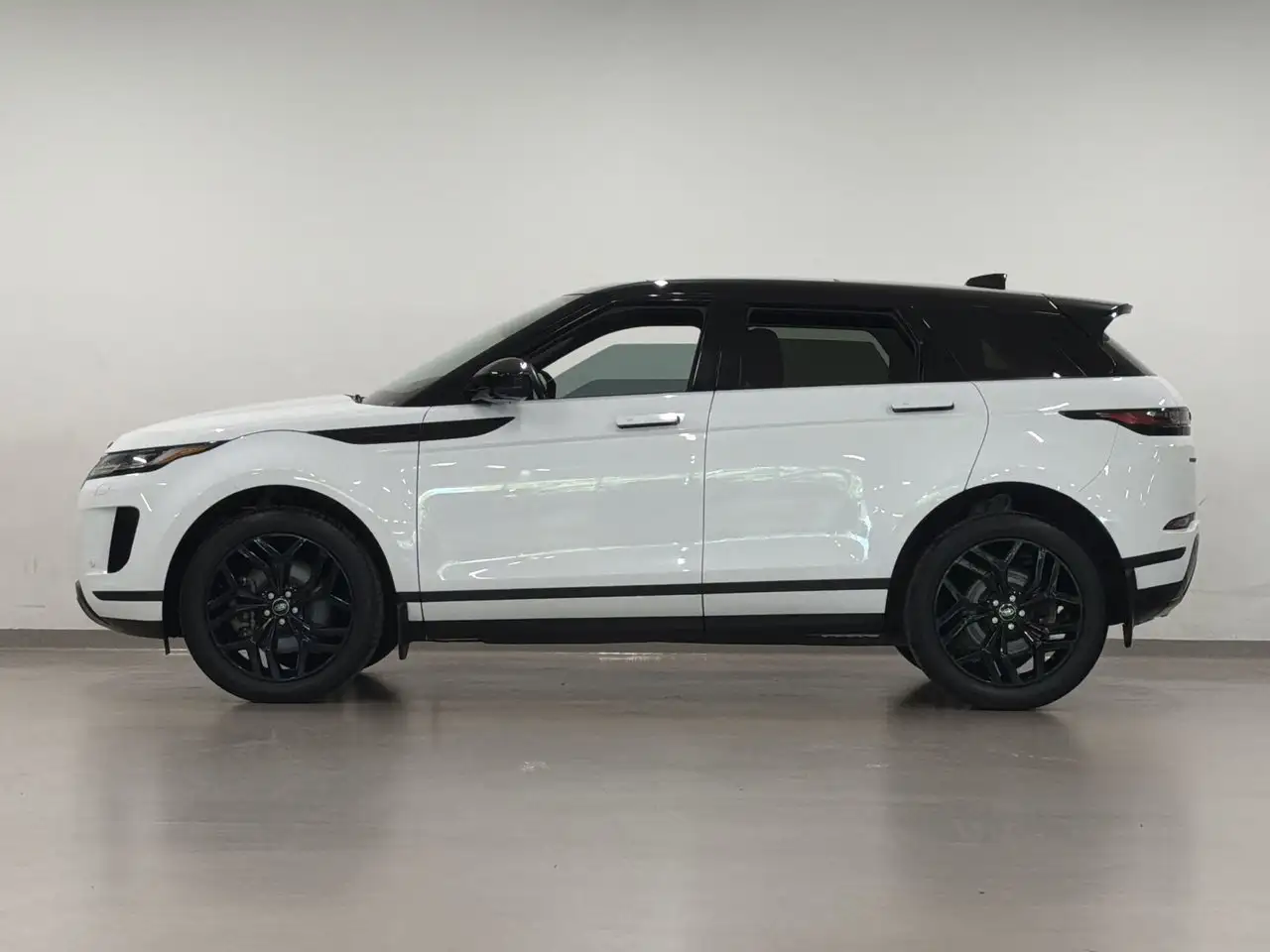 Land Rover Range Rover Evoque - Image 5