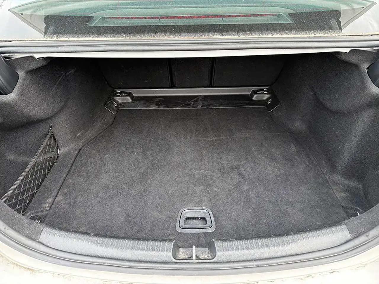 Mercedes-Benz C-Class - Image 8
