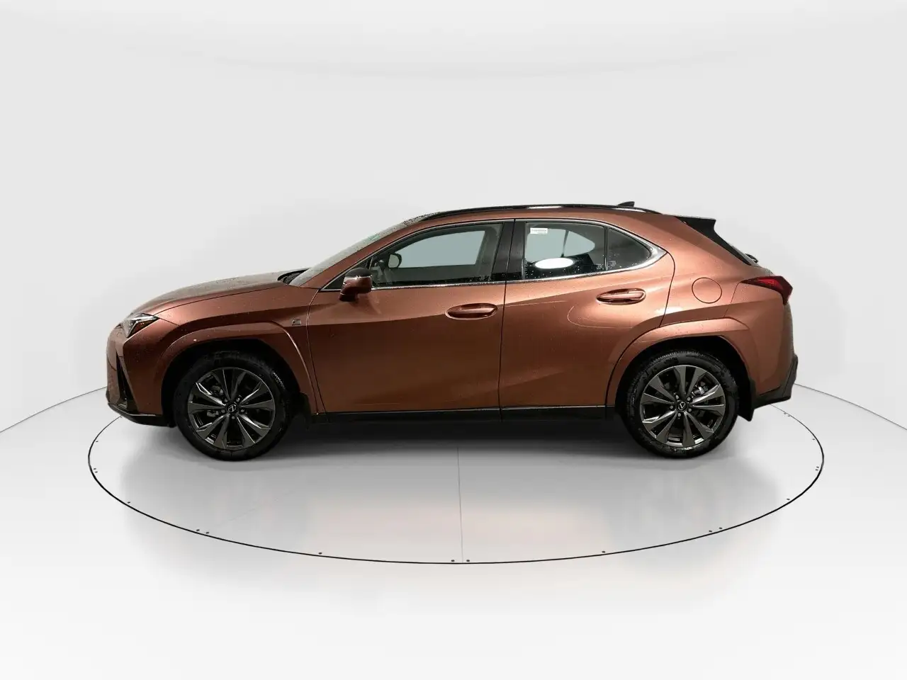 Lexus UX - Image 4