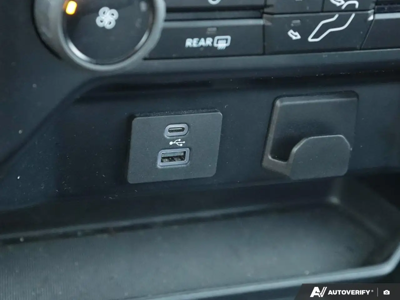 Ford F-150 - Image 27